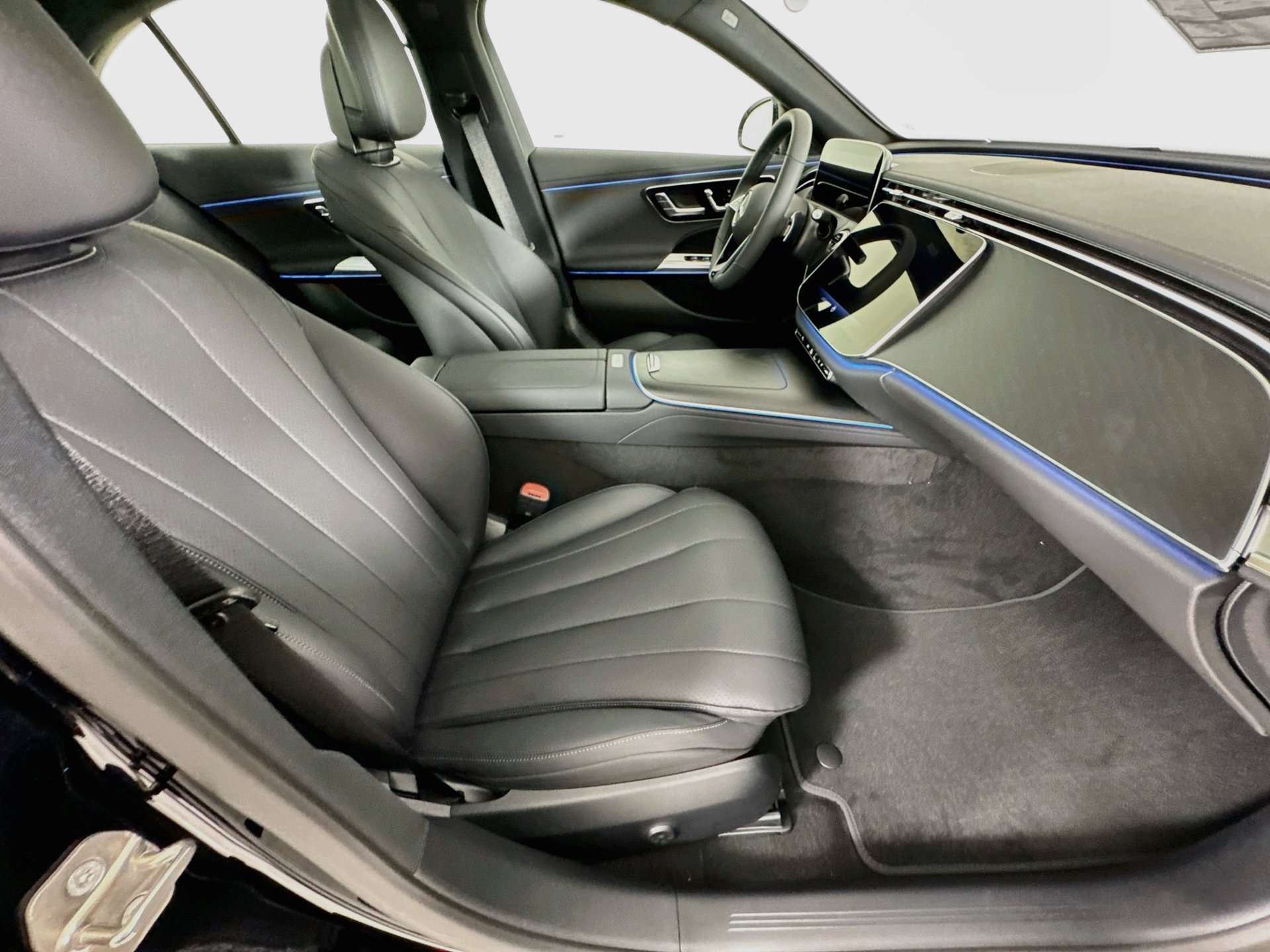 New 2027 Mercedes-Benz E 350 Sedan image 30