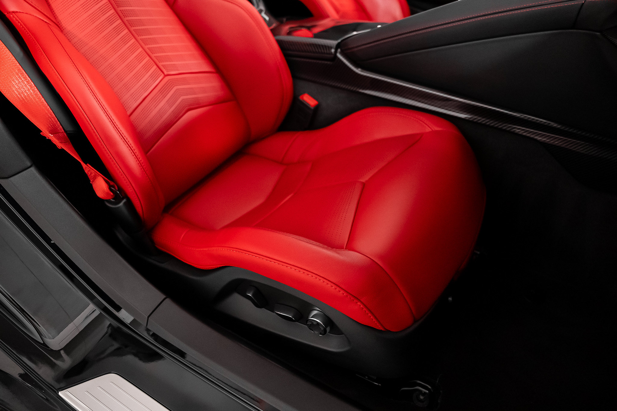 Used 2025 Chevrolet Corvette Z06 RWD image 41