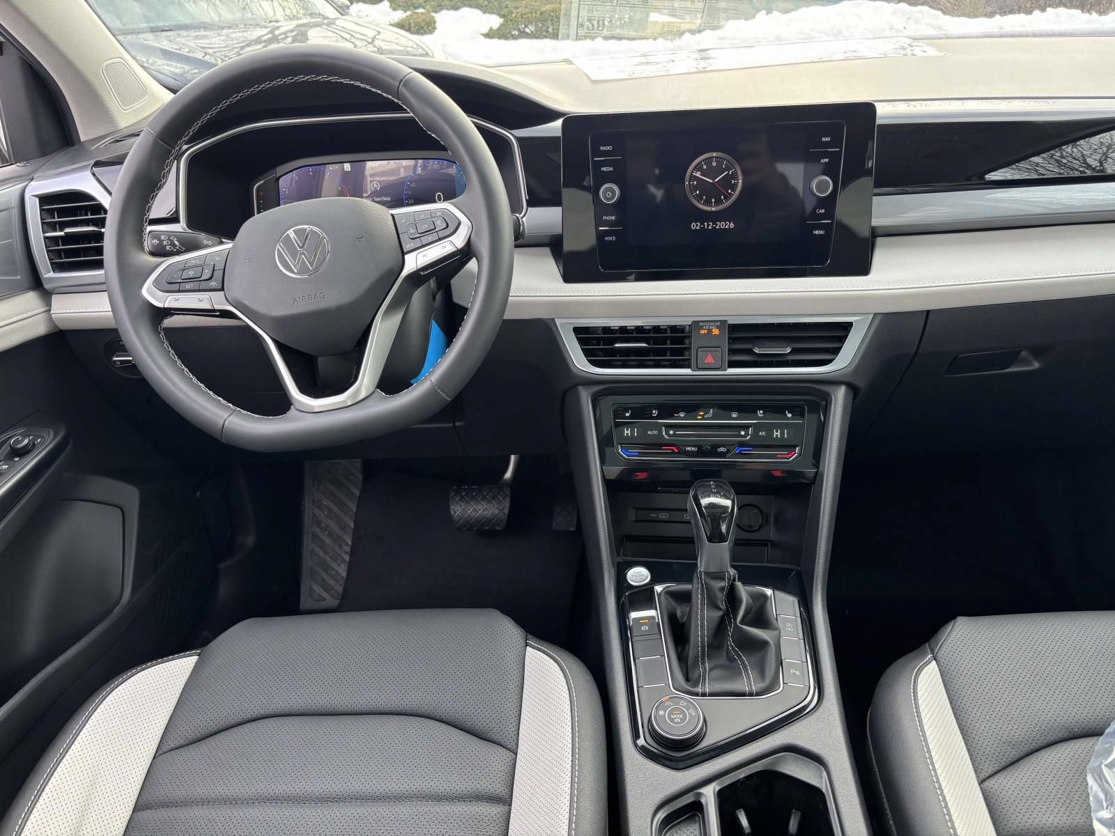 New 2026 Volkswagen Taos SEL AWD/4WD image 30