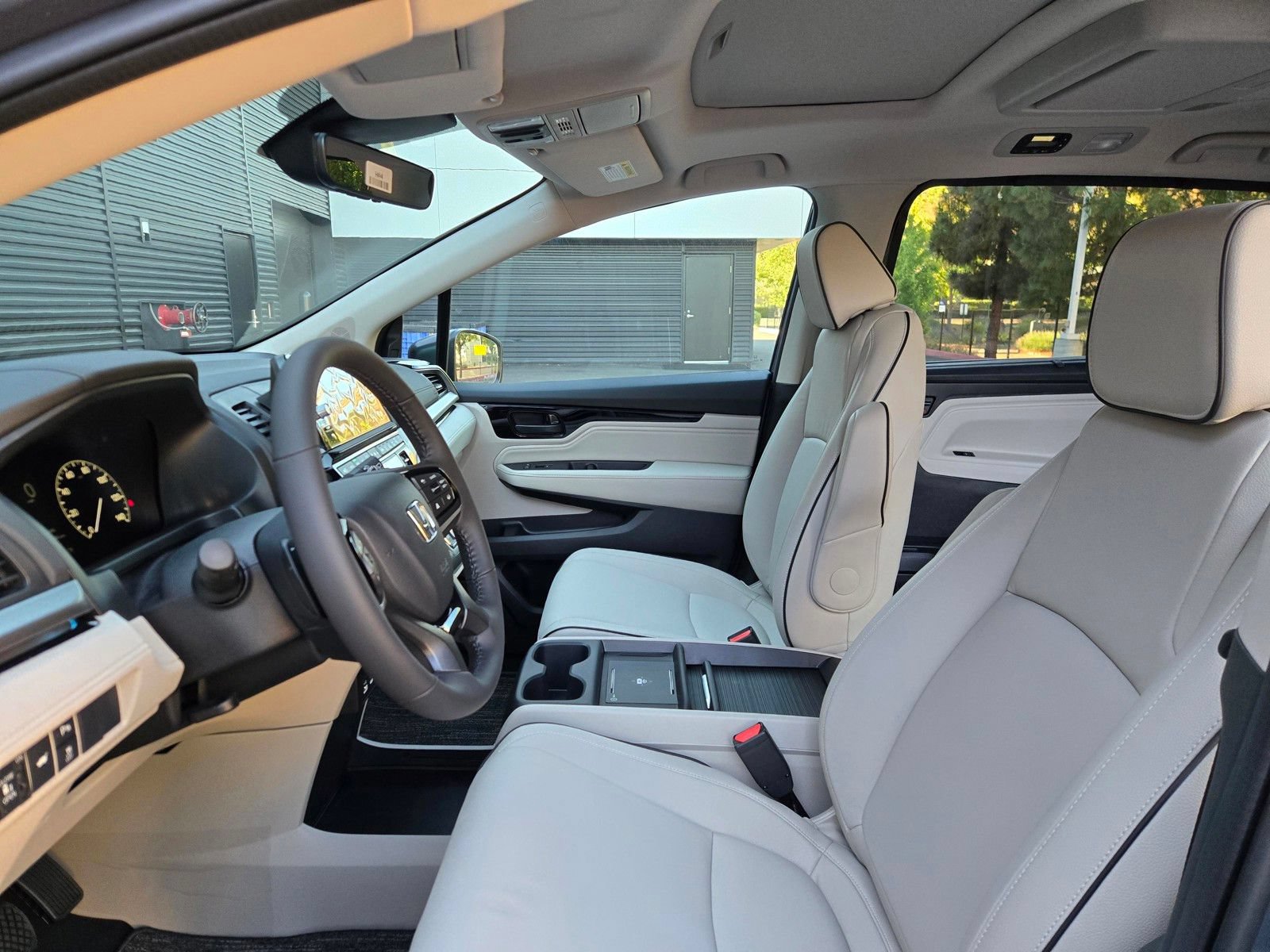 New 2026 Honda Odyssey Touring image 26