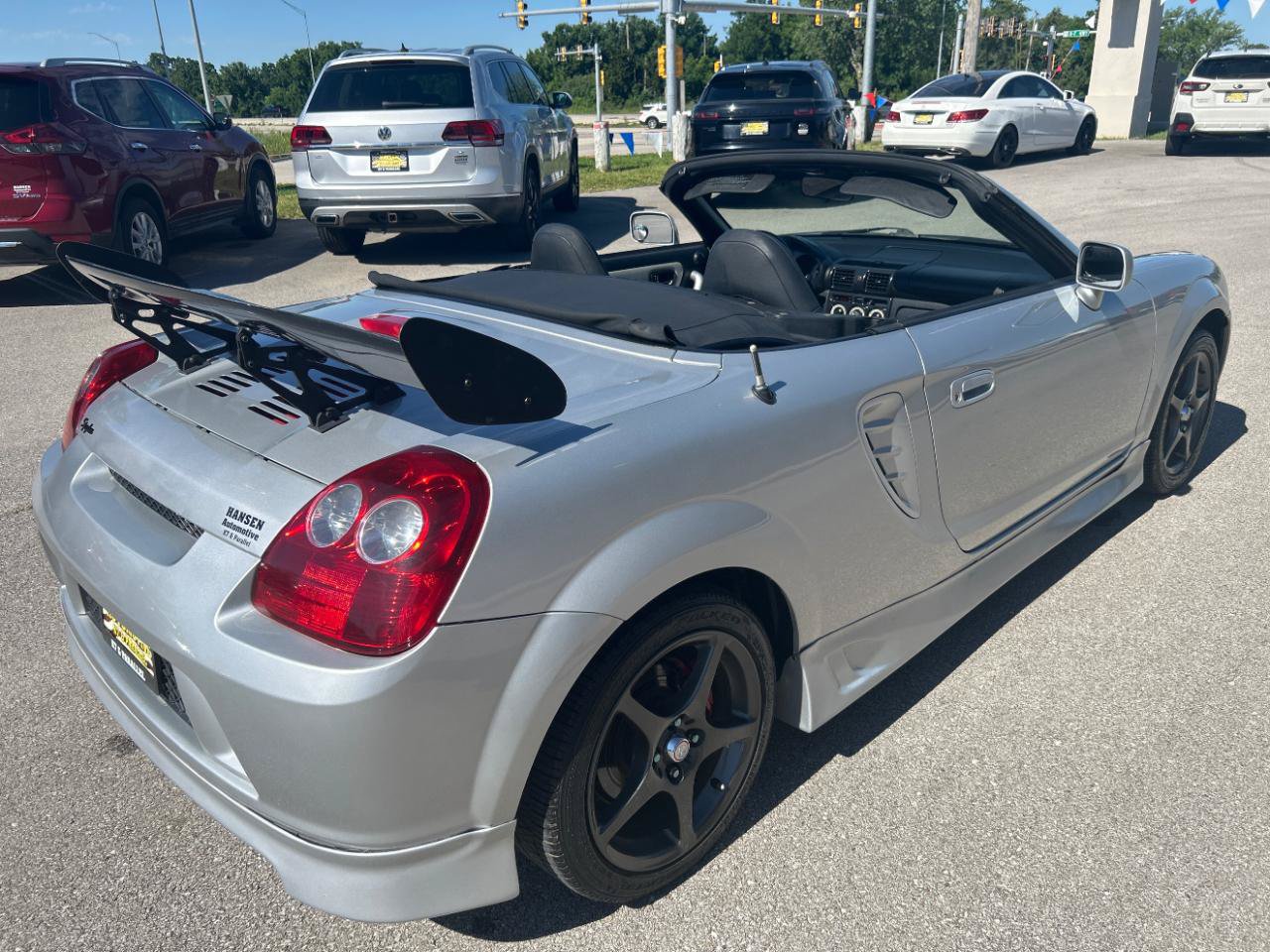 Used 2003 Toyota MR2 RWD image 24