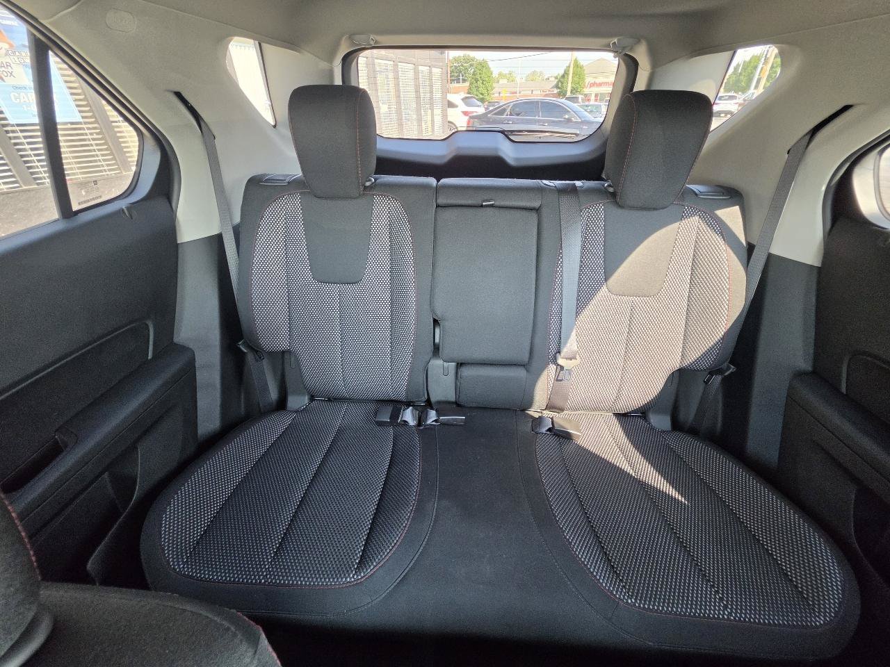 Used 2016 Chevrolet Equinox LT w/ Convenience Package AWD/4WD image 38