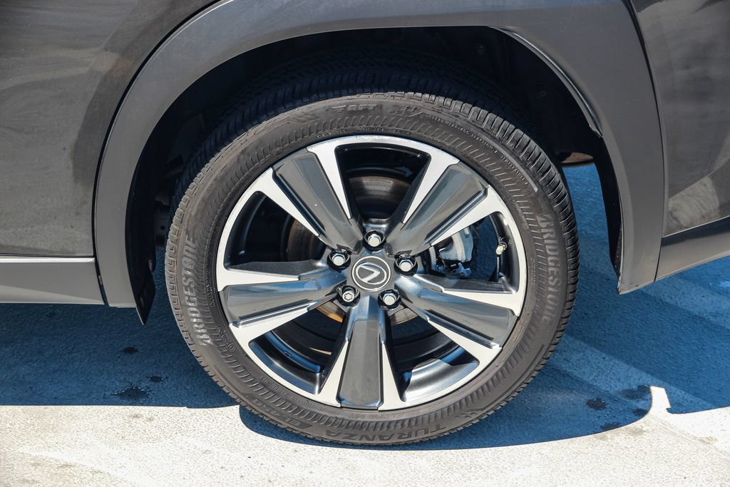 Certified 2024 Lexus UX 250h FWD image 12