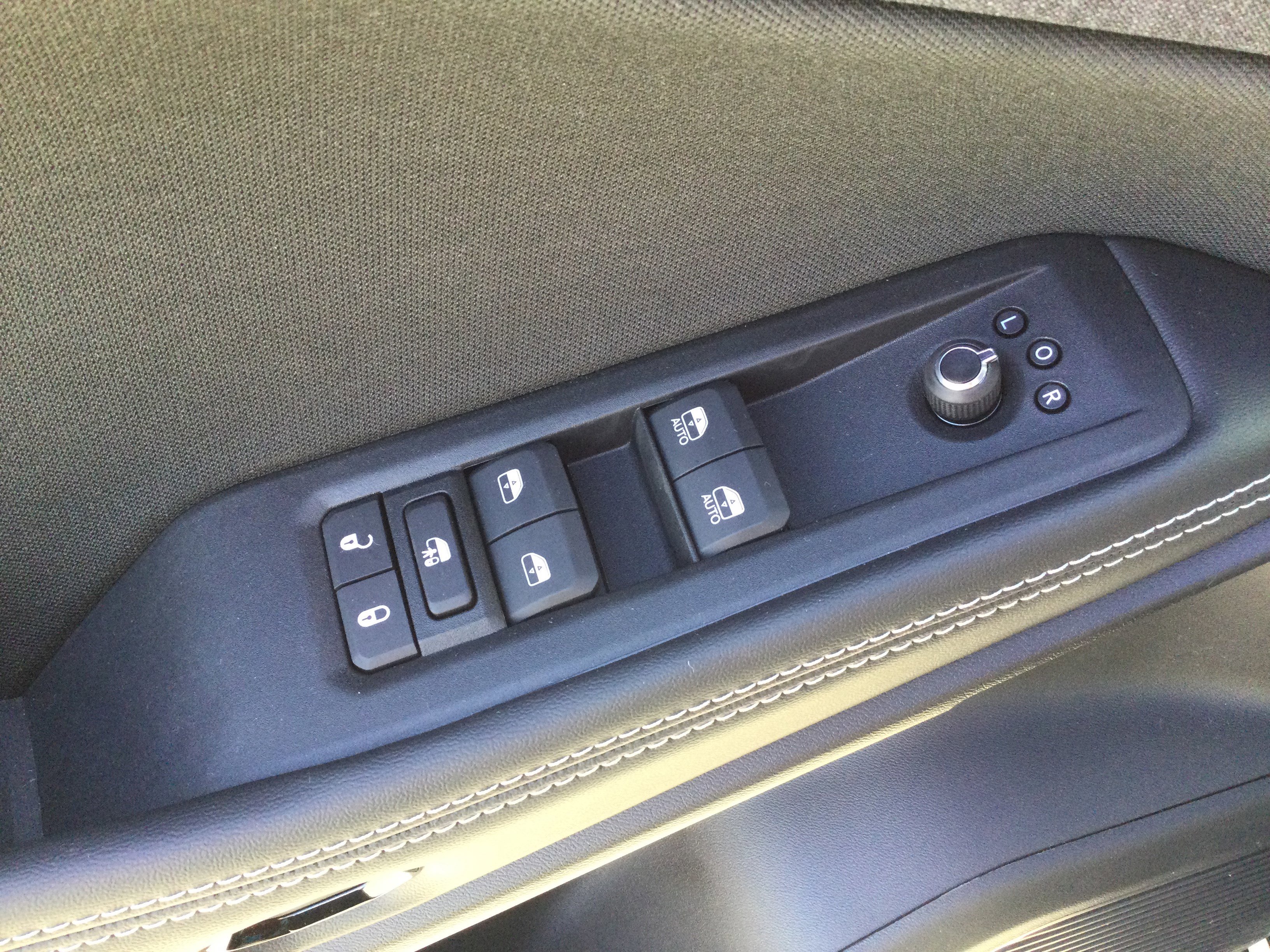 New 2026 Jeep Cherokee Laredo image 8