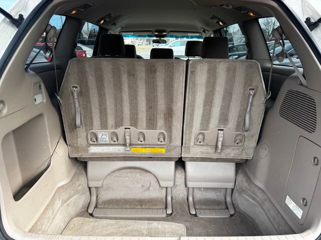 Used 2008 Toyota Sienna CE image 7
