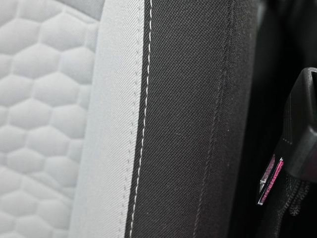 Used 2018 Chevrolet Equinox LS image 13