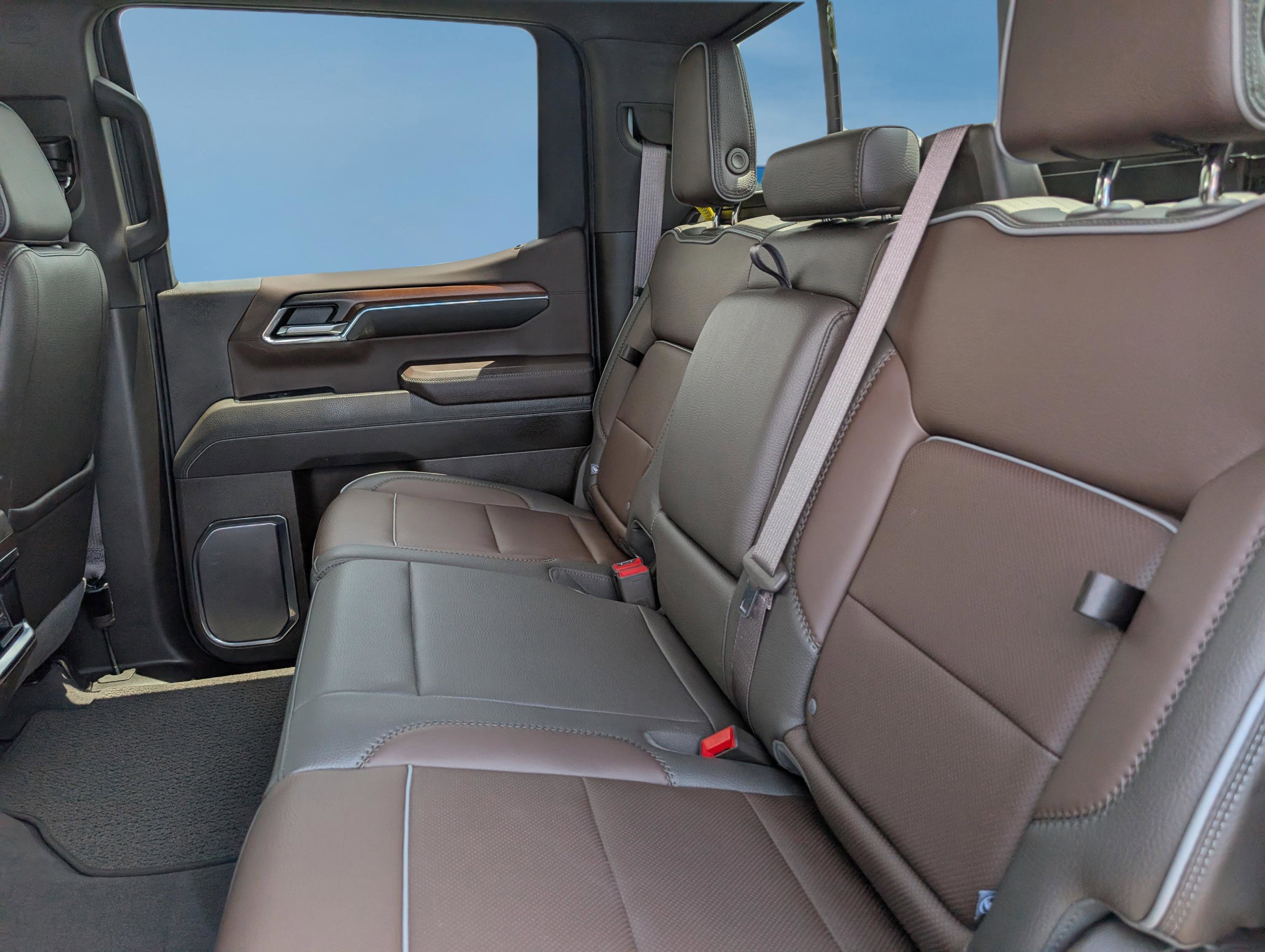 Used 2024 GMC Sierra 1500 Denali w/ Denali Reserve Package image 15