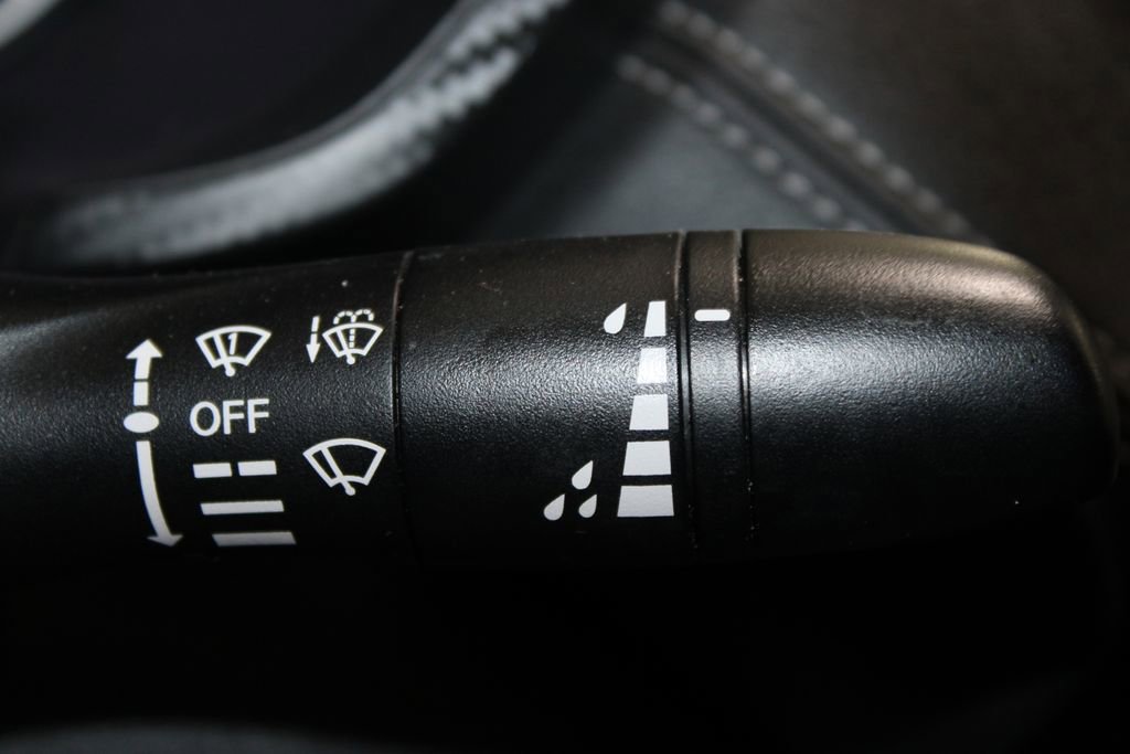 Used 2020 Nissan Sentra SV w/ Trunk Package FWD image 27