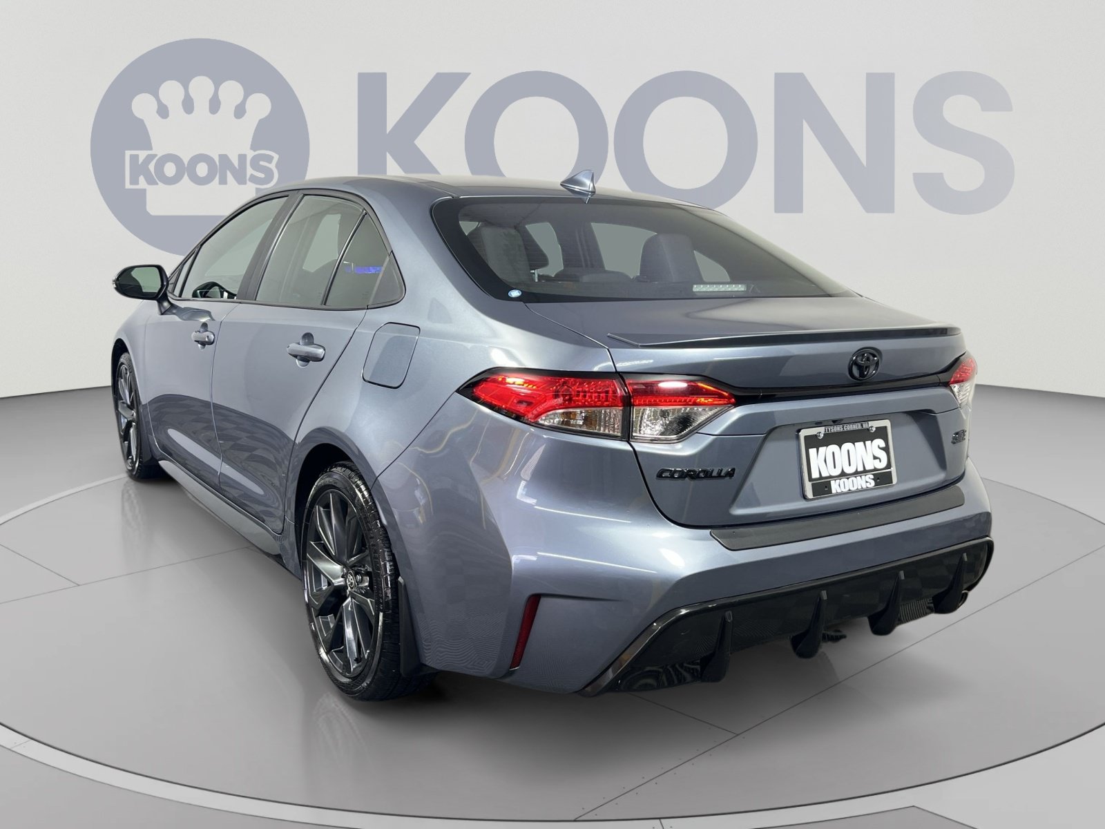 Used 2026 Toyota Corolla SE w/ SE Package FWD image 4