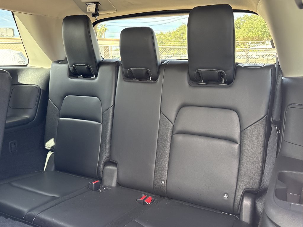 Used 2023 Nissan Pathfinder SL FWD image 25