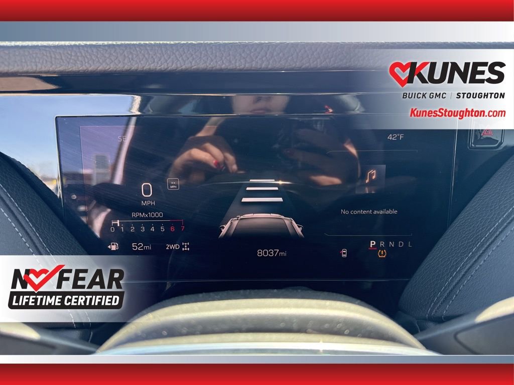 Used 2025 GMC Yukon XL Denali AWD/4WD image 33