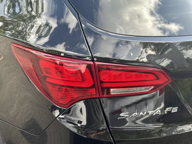 Used 2018 Hyundai Santa Fe Sport w/ Cargo Package FWD image 32