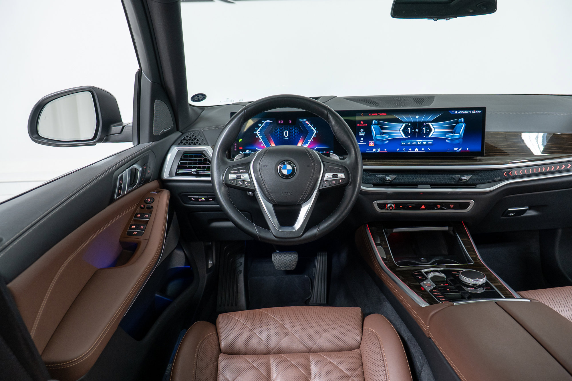 Certified 2024 BMW X5 xDrive40i w/ Premium Package image 17