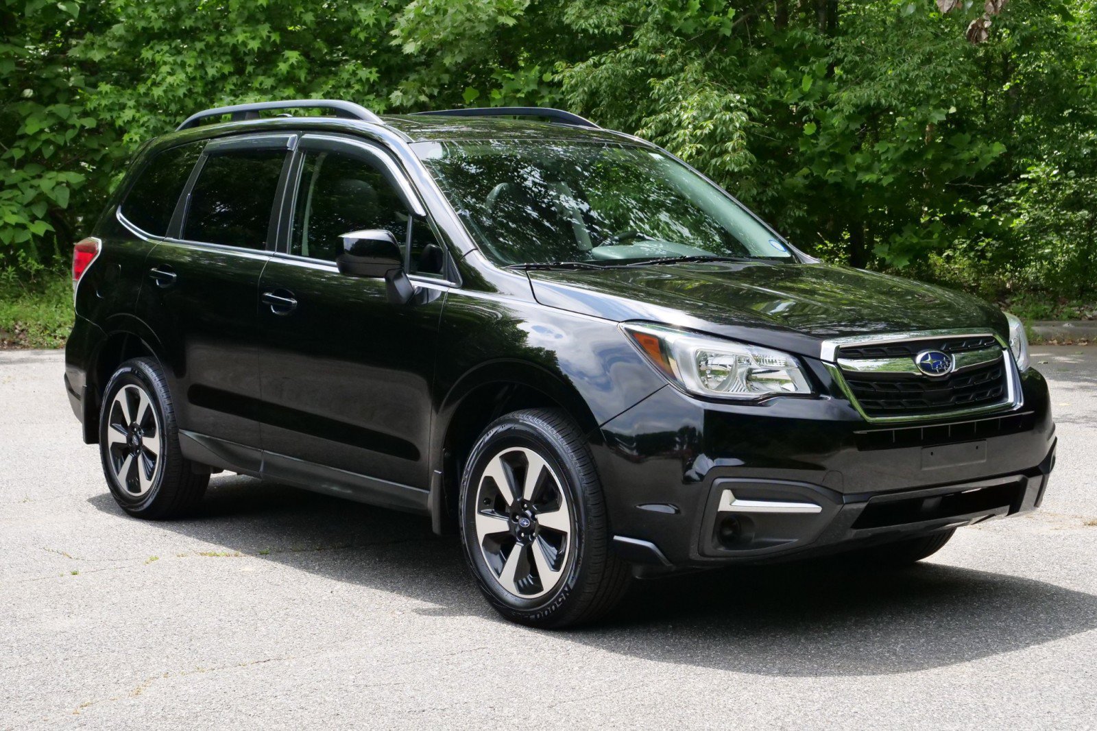 Used 2018 Subaru Forester 2.5i Premium w/ Protection Package #1 AWD/4WD image 4