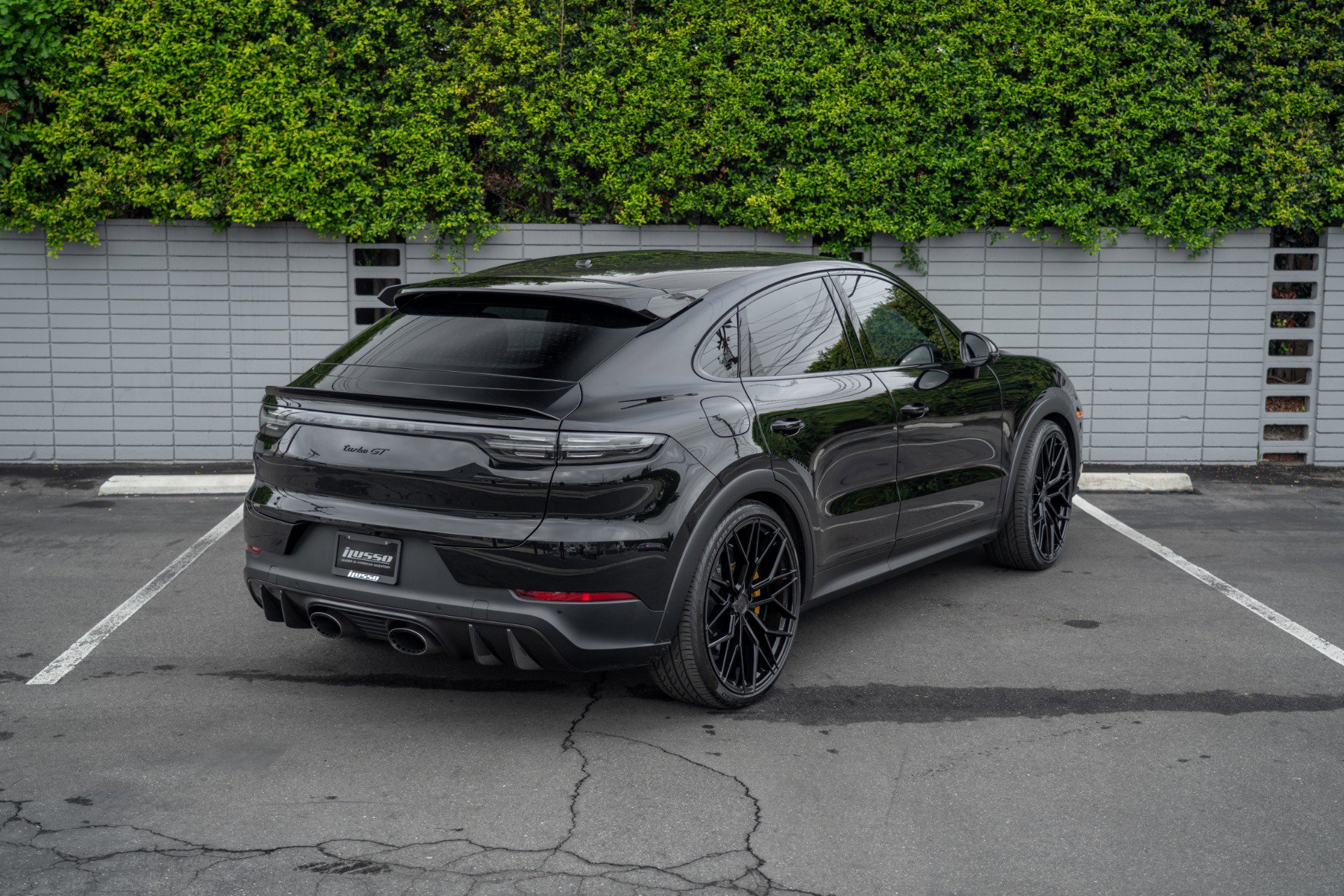 Used 2023 Porsche Cayenne Turbo GT image 36
