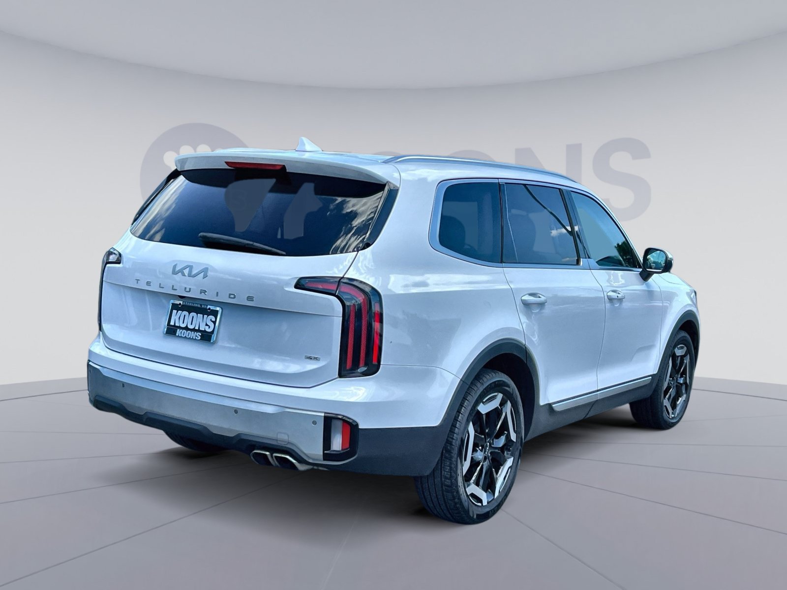 Used 2024 Kia Telluride EX w/ EX Captain's Chair Package AWD/4WD image 11