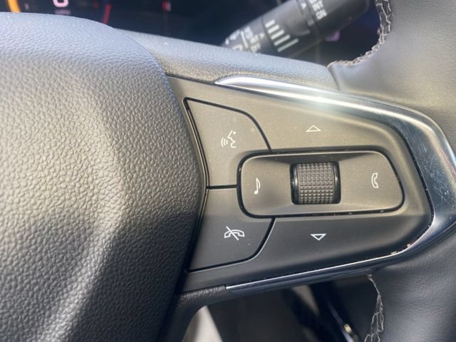 Used 2025 Chevrolet Trax ACTIV w/ Sunroof Package FWD image 10