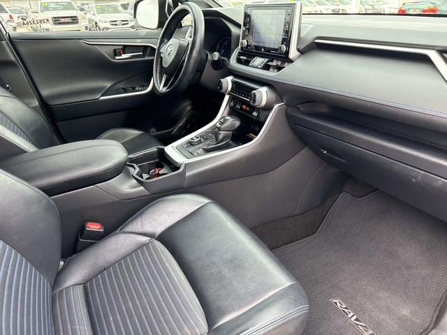 Used 2019 Toyota RAV4 XSE image 18