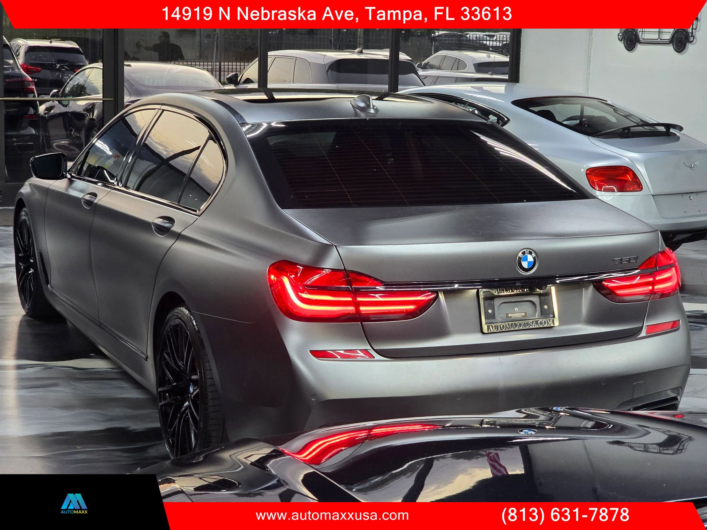 Used 2017 BMW 750i image 9