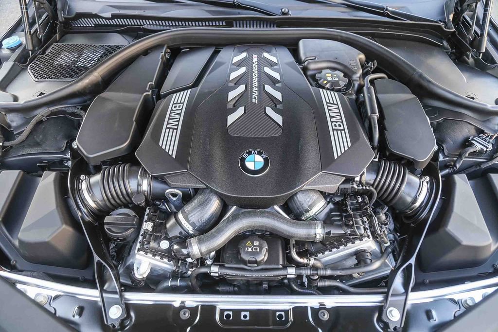 Used 2026 BMW M850i xDrive w/ M Carbon Exterior Package AWD/4WD image 24