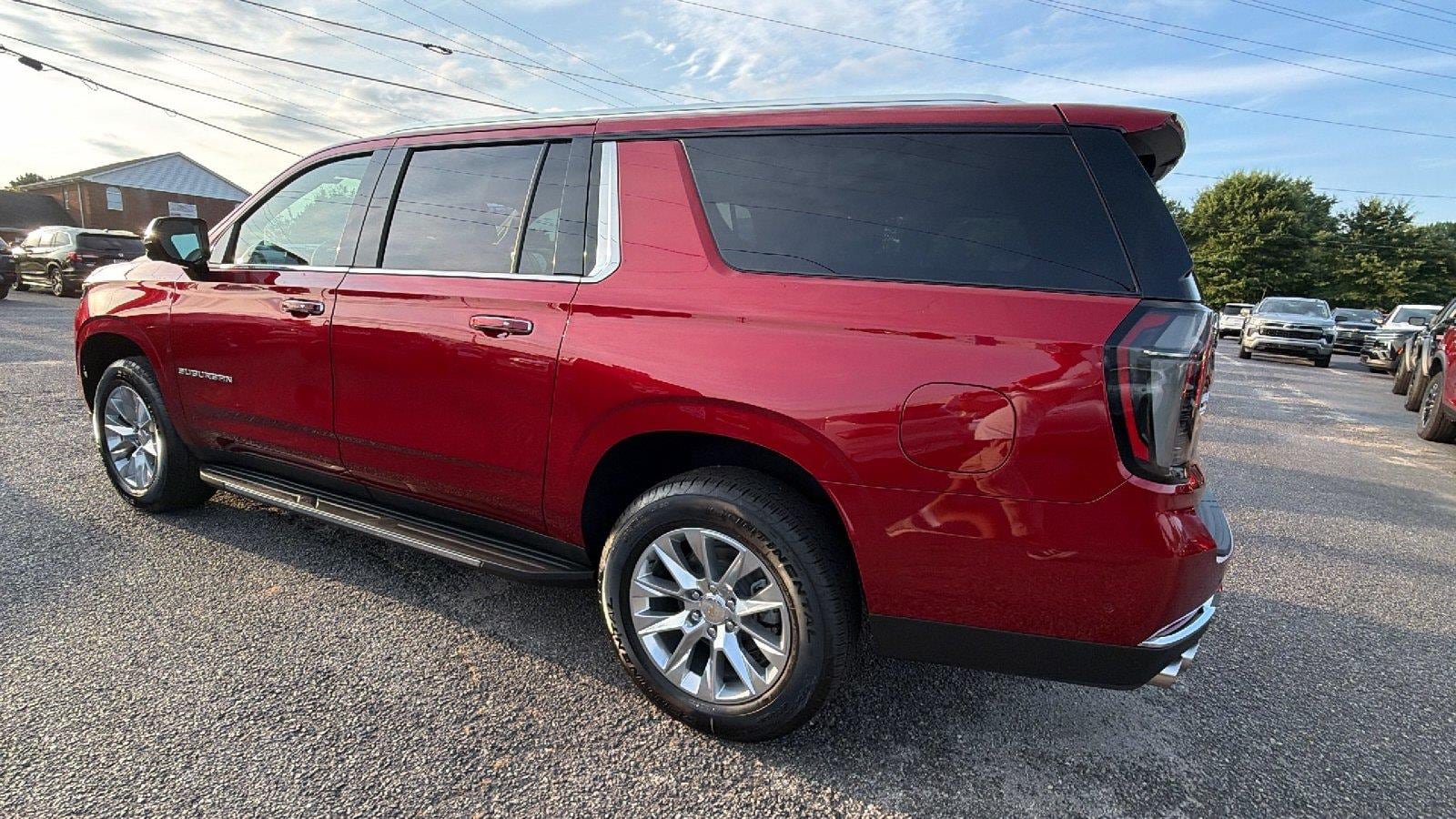 New 2026 Chevrolet Suburban Premier w/ Sun And Tow Package AWD/4WD image 10