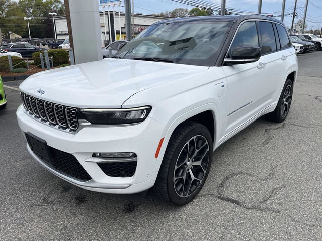 Used 2022 Jeep Grand Cherokee Summit AWD/4WD image 7