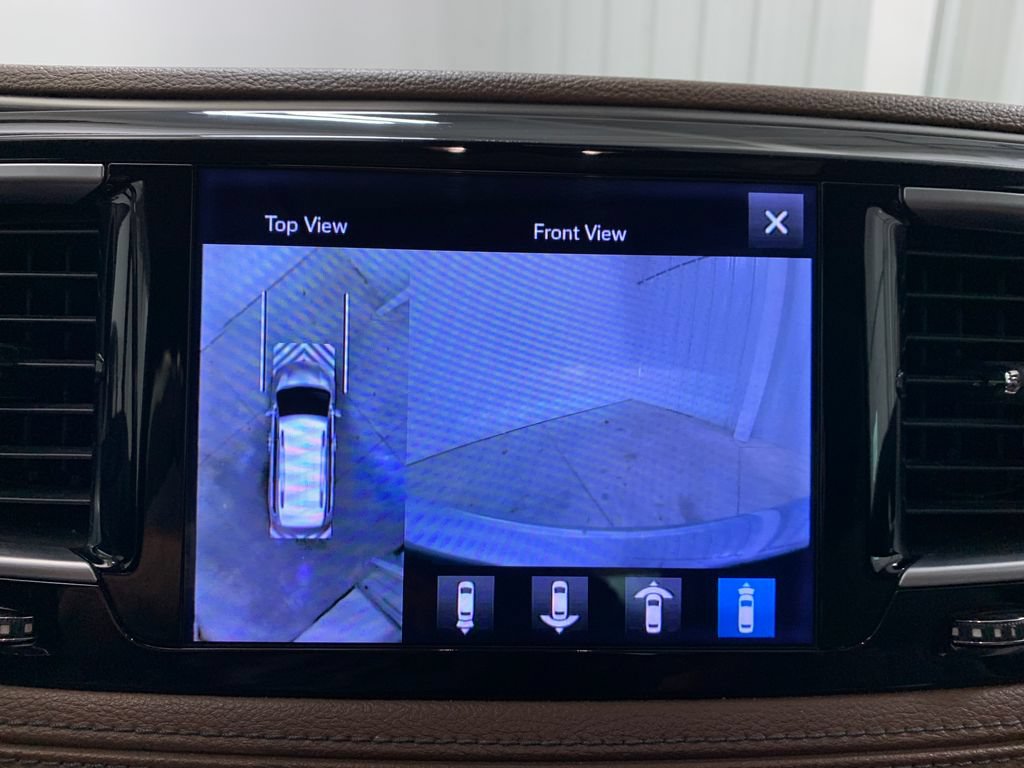 Used 2017 Chrysler Pacifica Limited FWD image 35