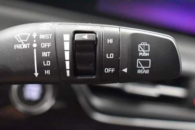 Certified 2025 Kia Seltos S FWD image 27