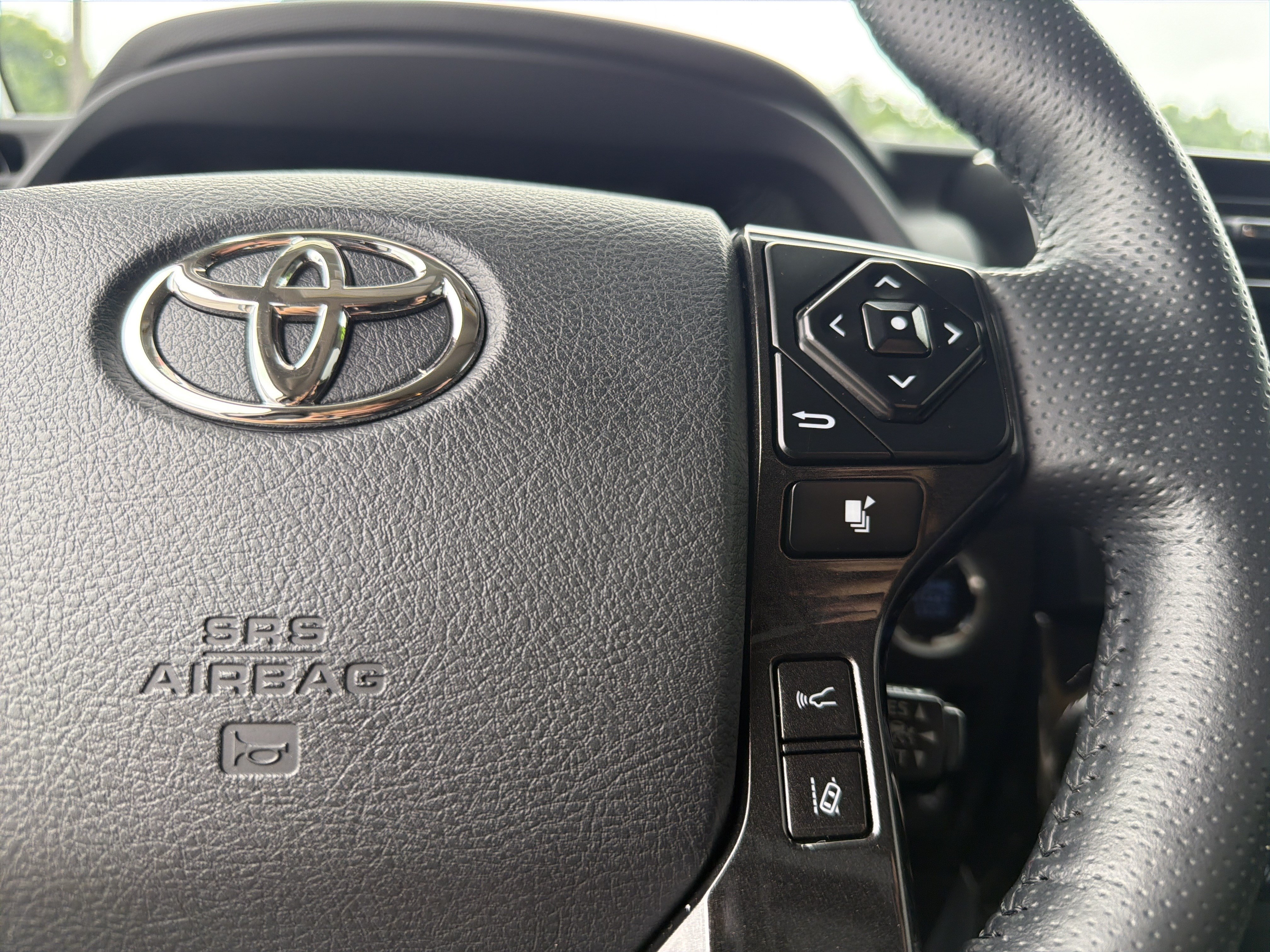 Used 2024 Toyota 4Runner TRD Pro AWD/4WD image 9