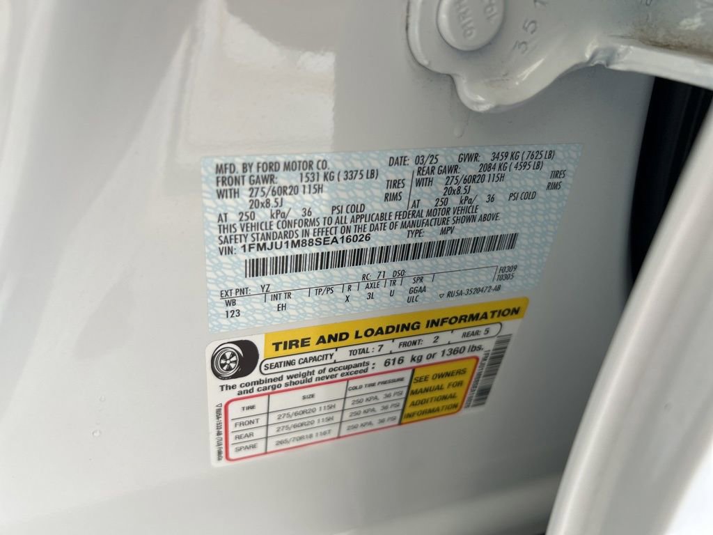 Used 2025 Ford Expedition Platinum image 58