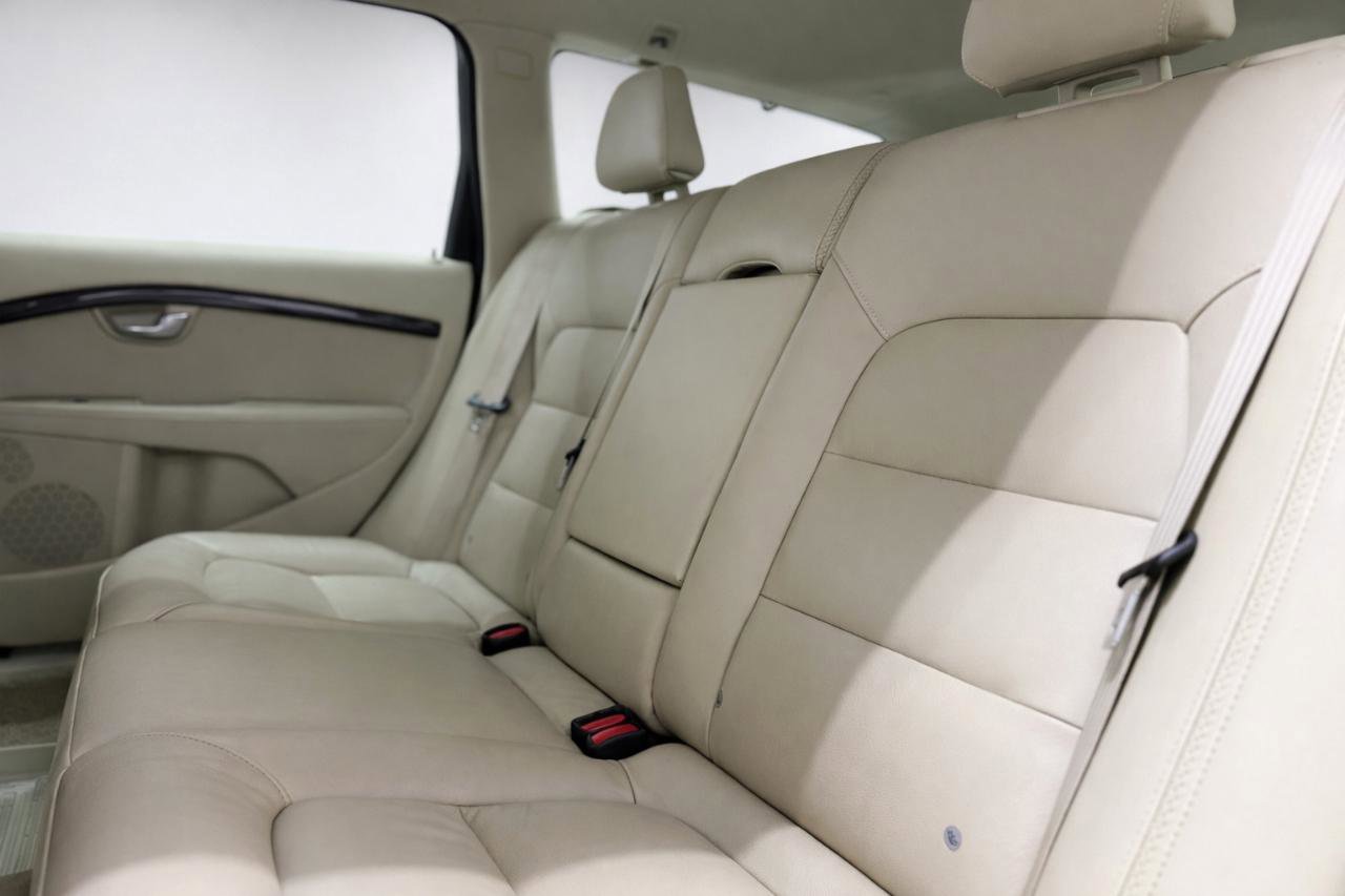 Used 2016 Volvo XC70 T5 Premier w/ Proximity Package AWD/4WD image 22