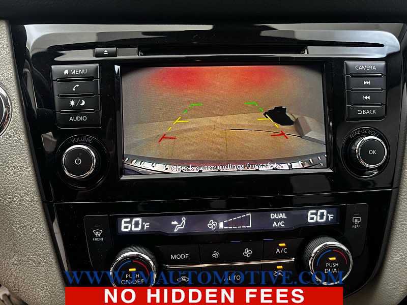 Used 2022 Nissan Rogue Sport SV AWD/4WD image 25