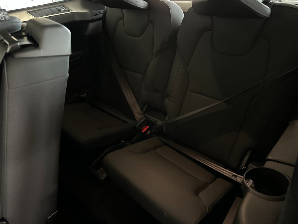Certified 2026 Volvo XC90 B6 Plus AWD/4WD image 14