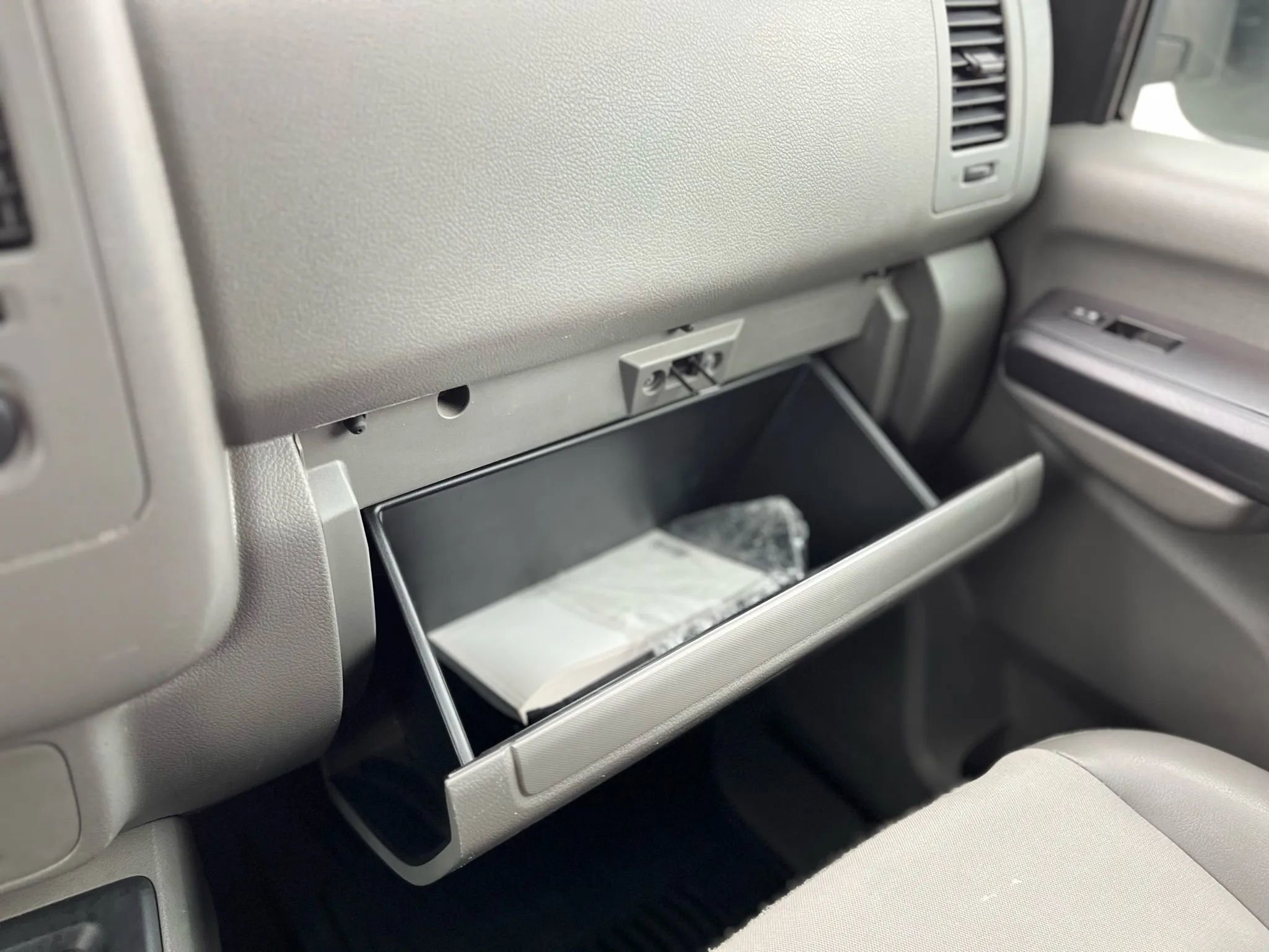 Used 2018 Nissan NV 1500 S image 23