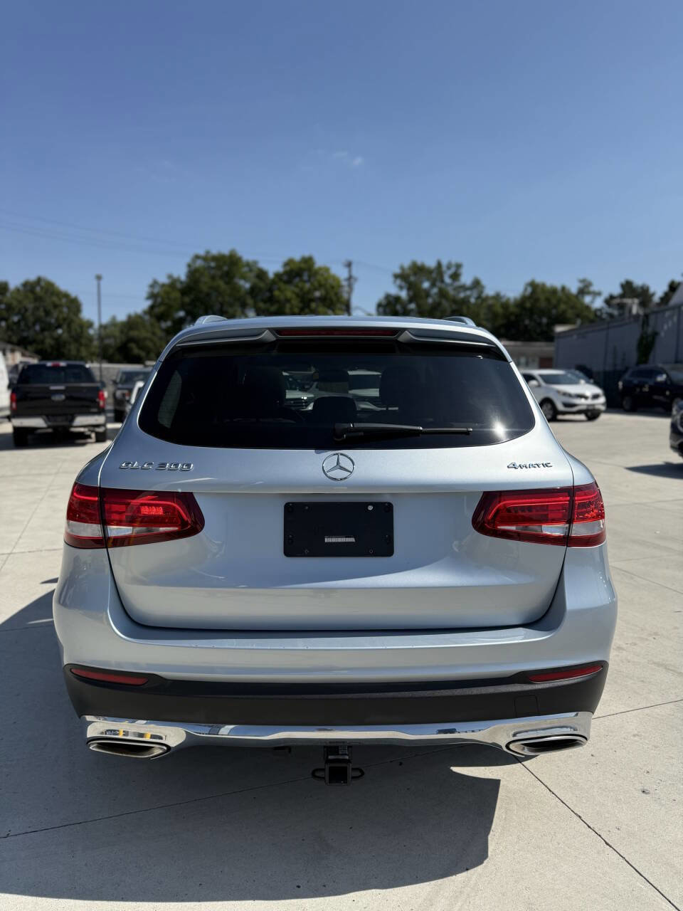 Used 2018 Mercedes-Benz GLC 300 GLC 300 4MATIC AWD 4dr SUV image 5