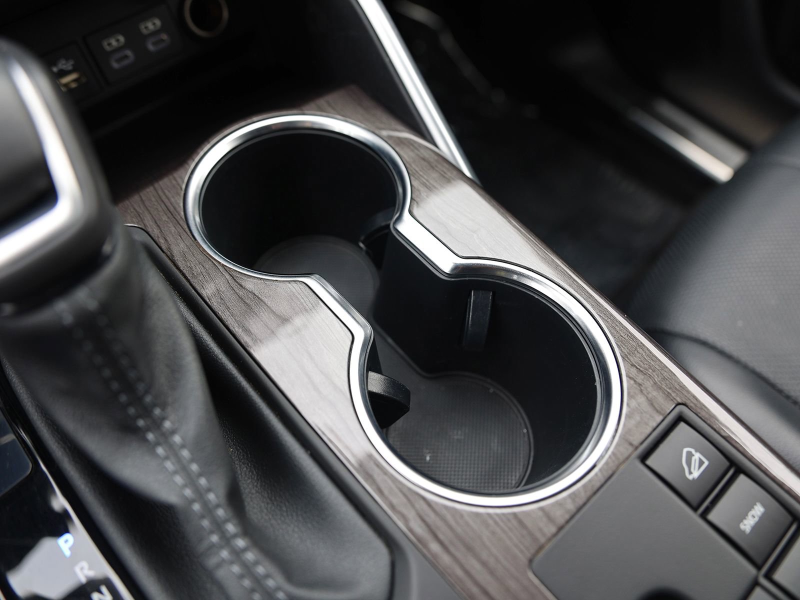 Used 2023 Toyota Highlander Platinum image 36