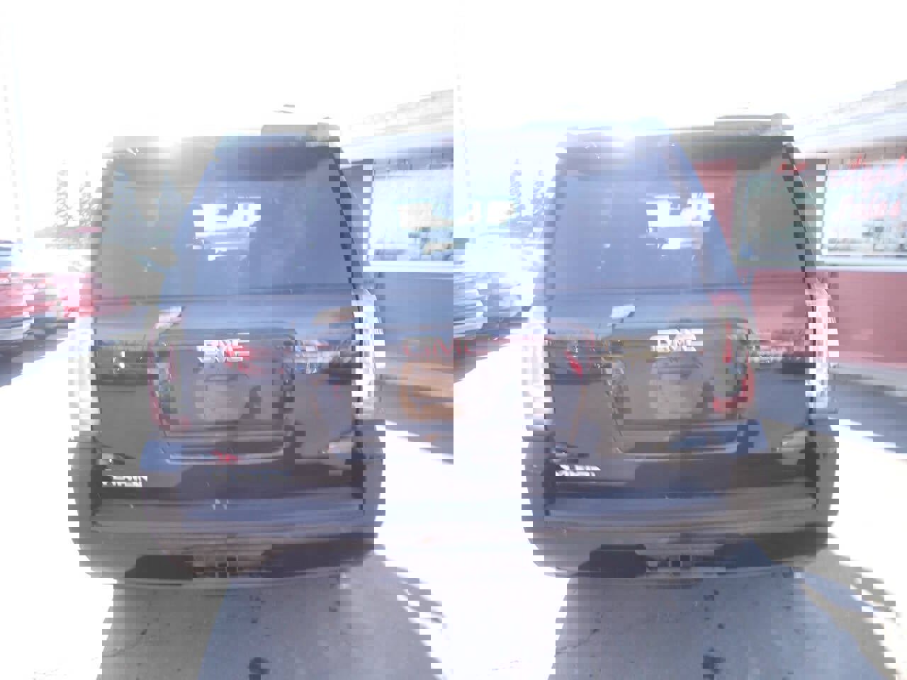 Used 2015 GMC Yukon SLT w/ Open Road Package image 5