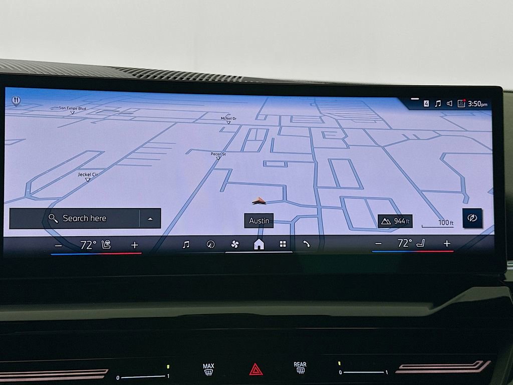 Used 2025 BMW 530i w/ Premium Package image 13