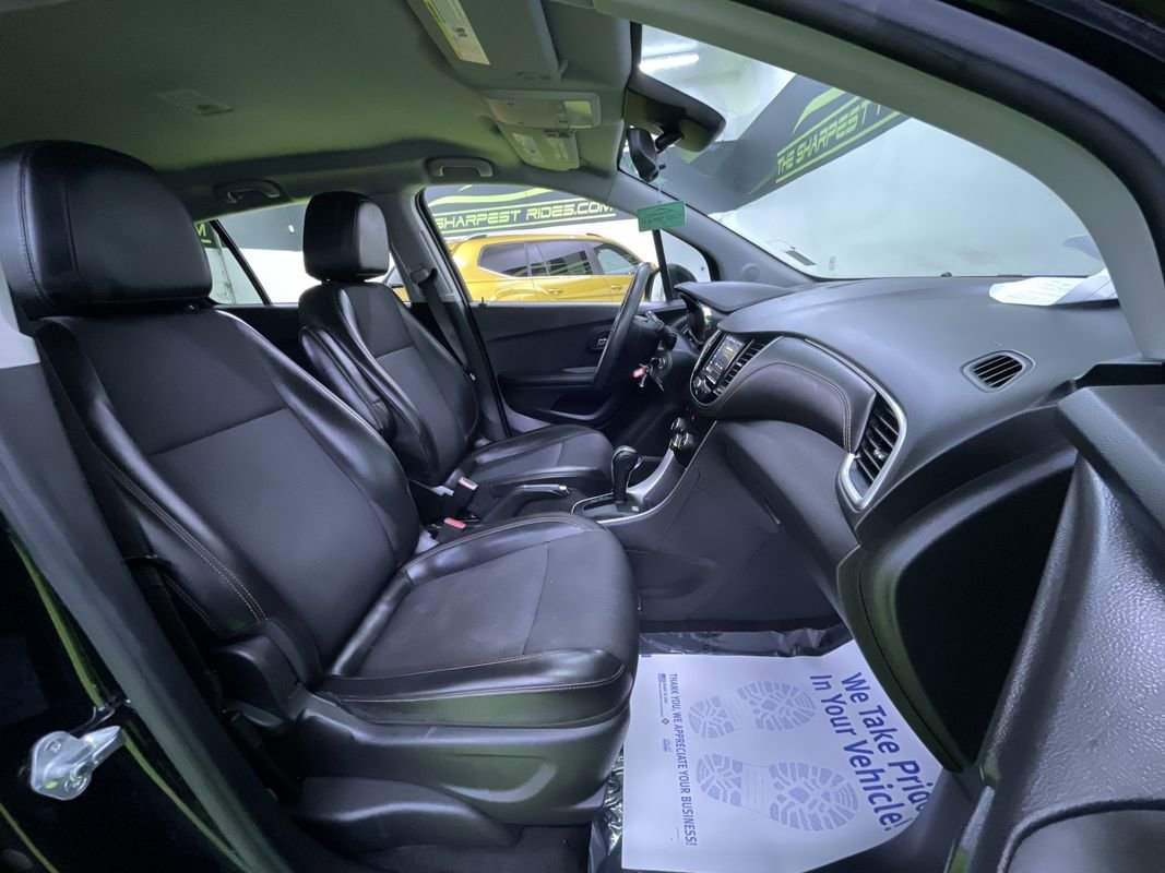 Used 2021 Chevrolet Trax LT image 27