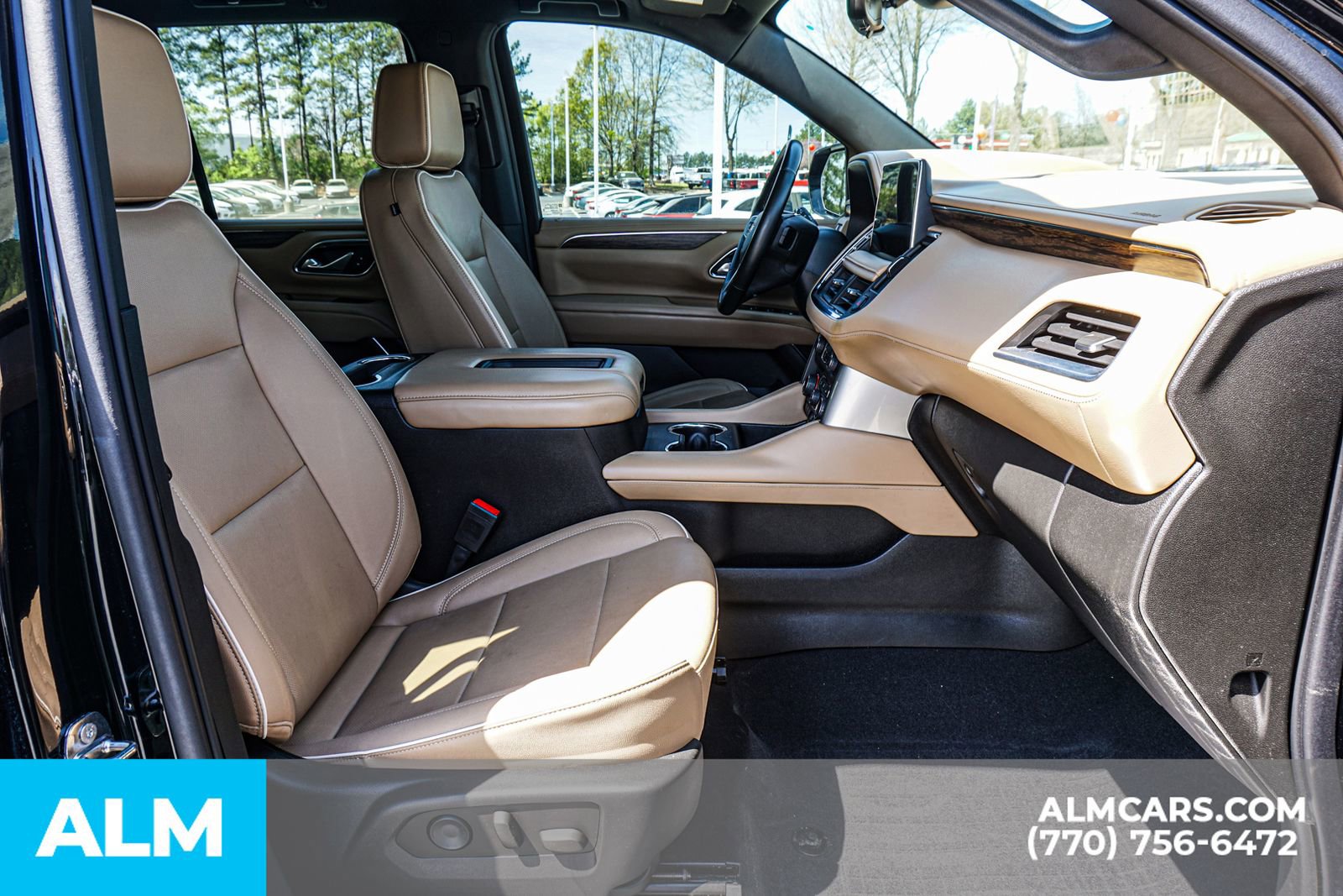 Used 2023 Chevrolet Tahoe Premier w/ Premium Package 2 AWD/4WD image 24