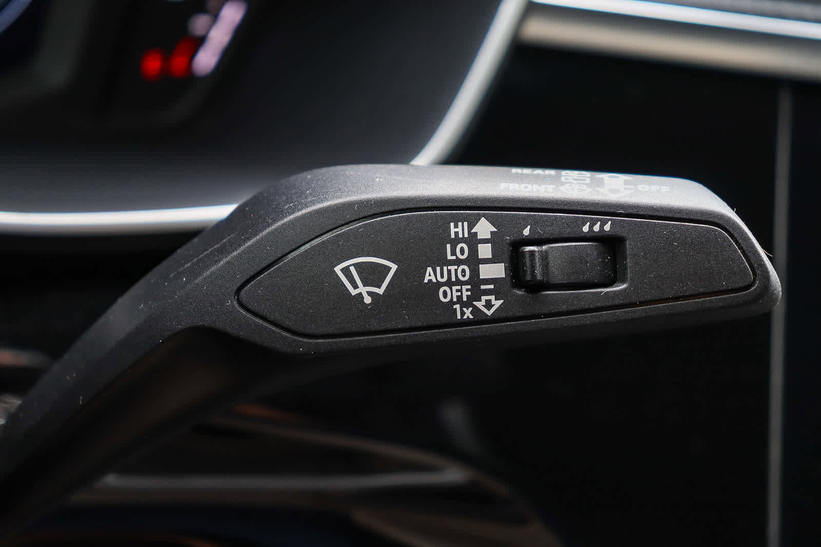 New 2023 Audi Q3 2.0T Premium w/ Black Optic Sport Package image 33