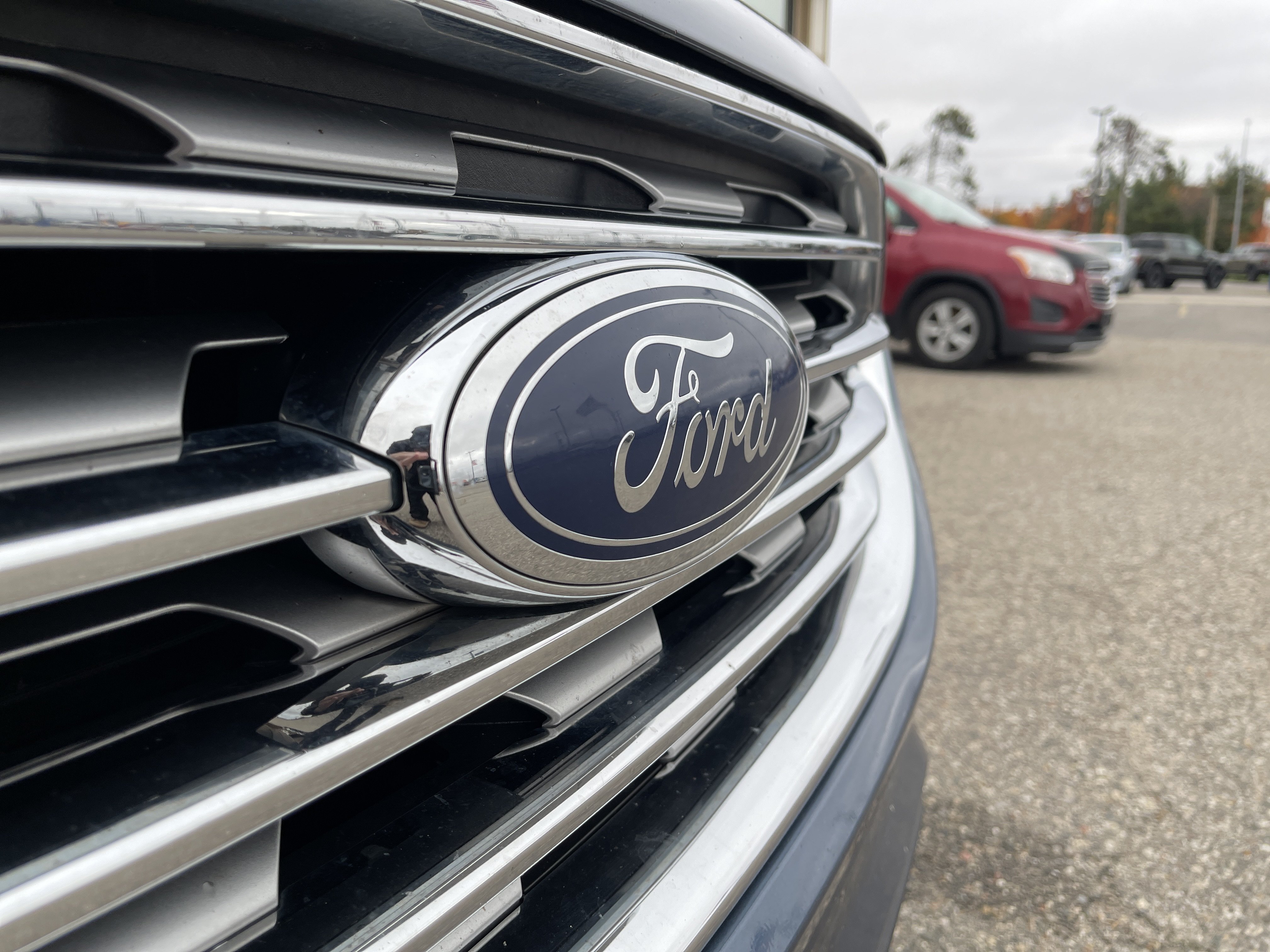 Used 2019 Ford Edge SEL w/ Equipment Group 201A AWD/4WD image 23
