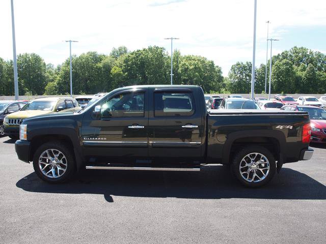 Used 2013 Chevrolet Silverado 1500 LTZ w/ LTZ Plus Package AWD/4WD image 3