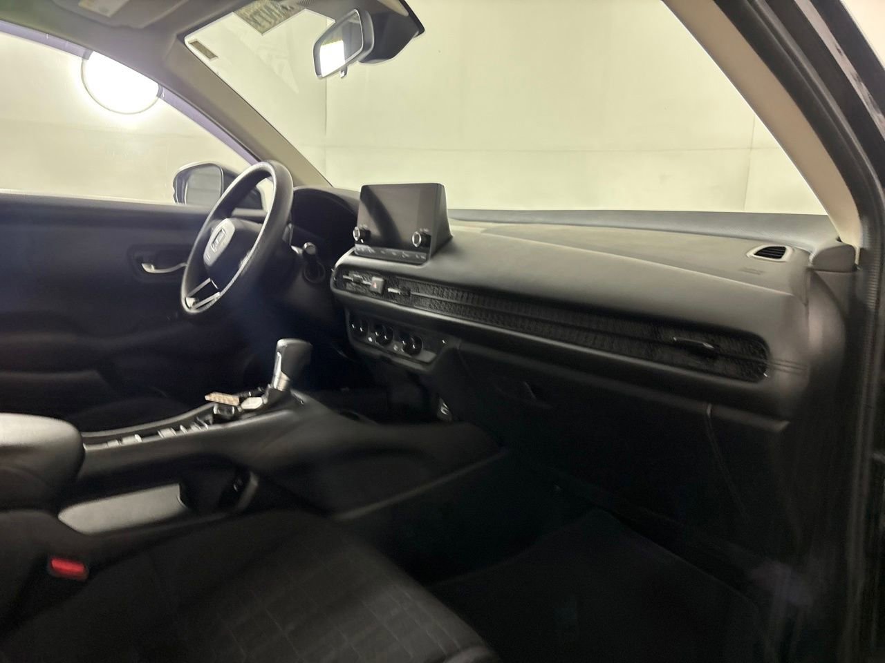 Used 2024 Honda HR-V LX image 26