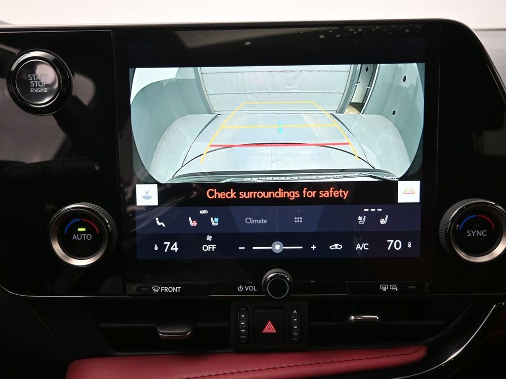 Used 2025 Lexus NX 250 FWD w/ Premium Package image 4