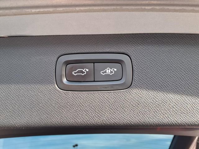 Used 2019 Volvo XC90 T5 R-Design w/ Advanced Package image 82