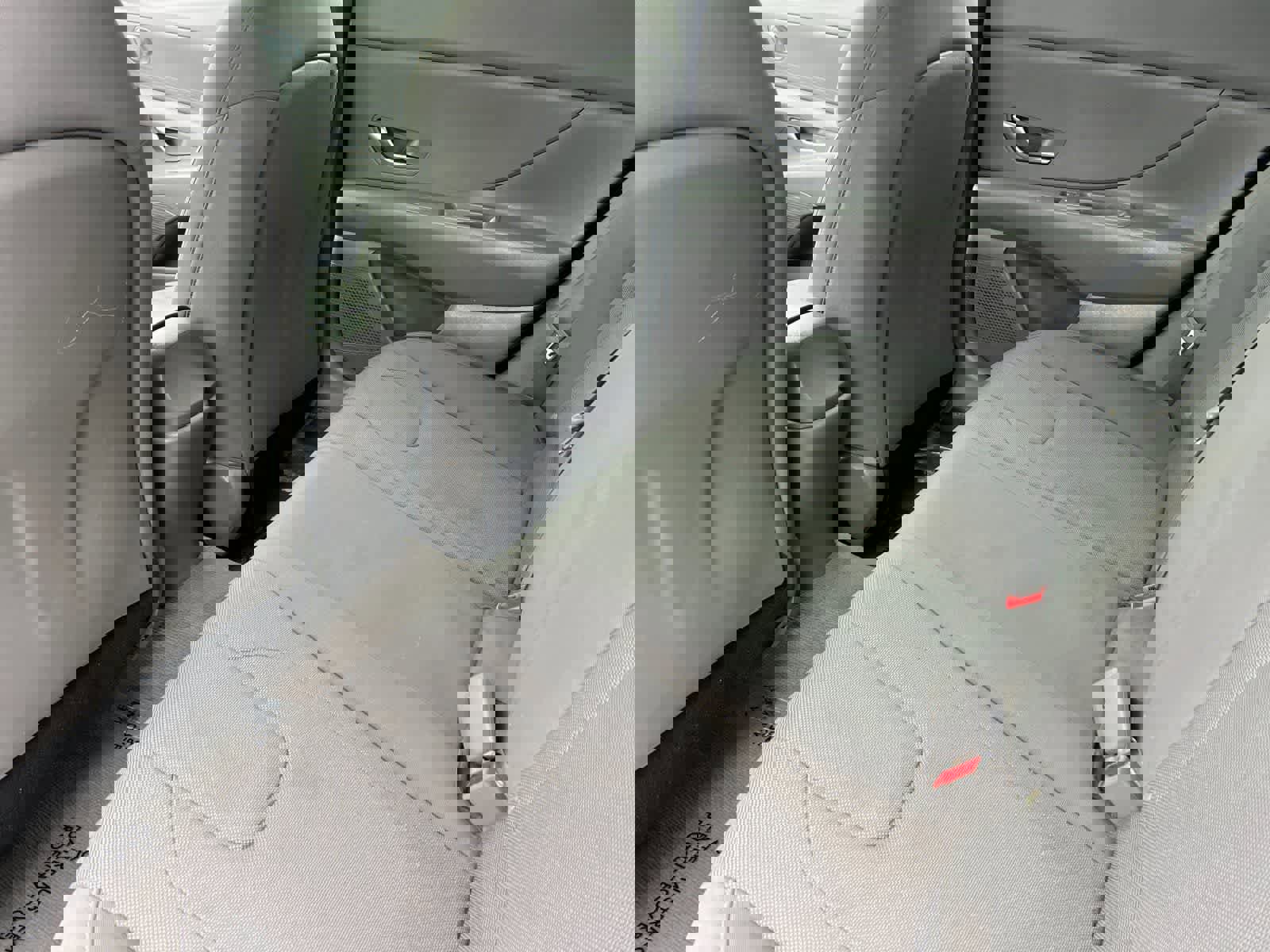 Used 2021 Hyundai Elantra SE image 5