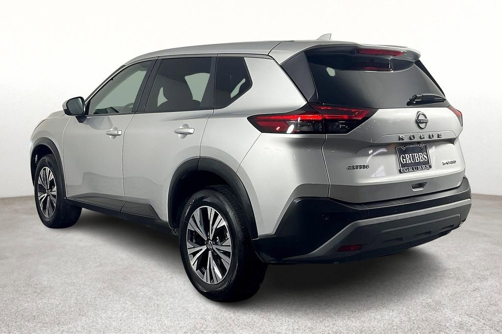 Certified 2023 Nissan Rogue SV image 16
