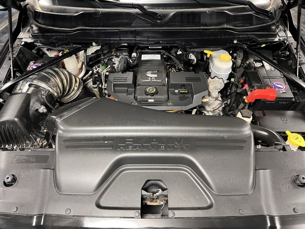 Used 2022 RAM 3500 Limited image 27