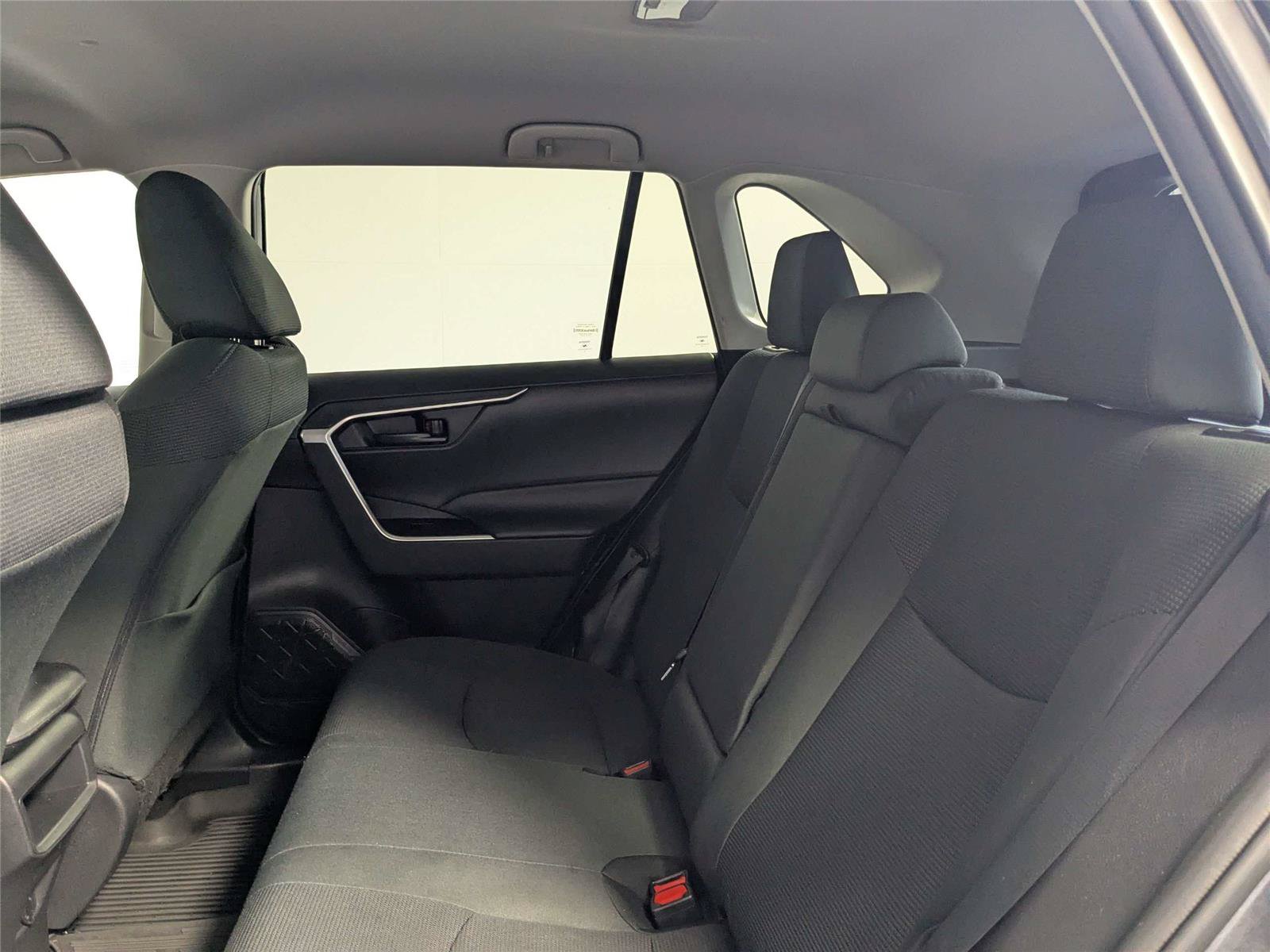 Used 2020 Toyota RAV4 LE w/ All Weather Liner Package FWD image 33